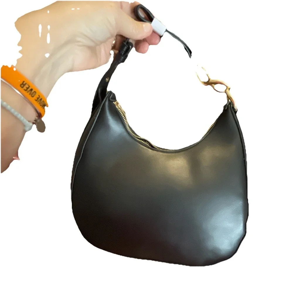 NWT French Connection Moritz Hobo Bag Womens Black Textured Zip‎ Purse Shoulder